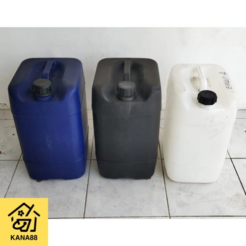 Jerigen Bekas 20 Liter Masih Bagus Dengan Tutup