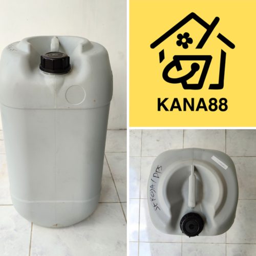 Jerigen Kosong Abu dan Biru 30 Liter Bekas Dengan Tutup Plastik Hitam